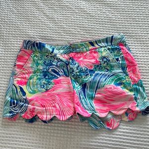 Lily Pulitzer scalloped shorts